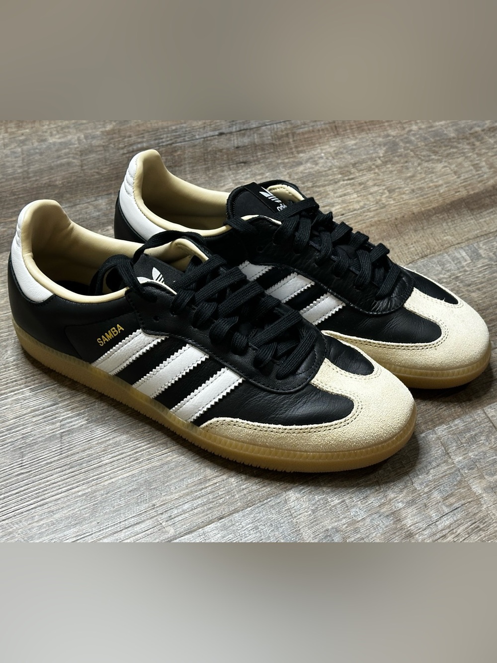 adidas Samba Leather Sneaker - Black & Off-White